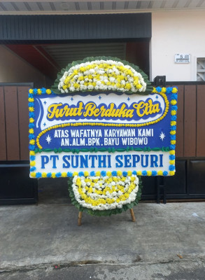 Papan Bunga Duka di Tanjung Pasir